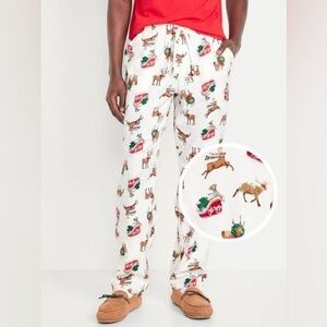Old Navy Holiday Print Pajama Pants